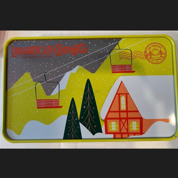 Benefit Cosmetics ~ Laughter is the Best Cosmetic ~ Happy Holidays Postcard Tin - Picture 7 of 9